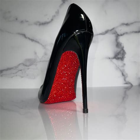 high heels red bottom.